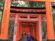 entrance to fushimi inari