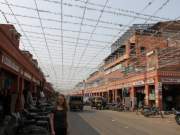 entrance to old jaipur and its many shops